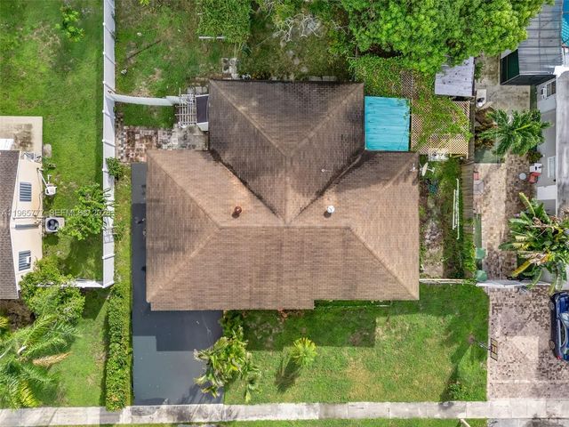 136 Cayman Dr, Palm Springs, FL 33461