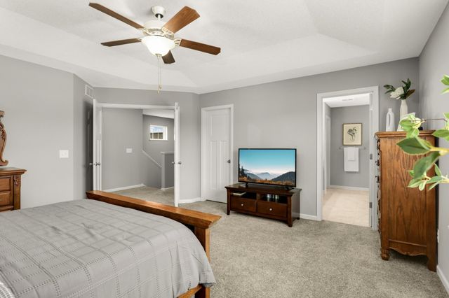 18994 Huxley Avenue, Lakeville, MN 55044