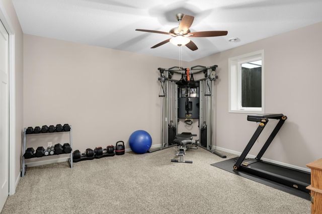 18994 Huxley Avenue, Lakeville, MN 55044