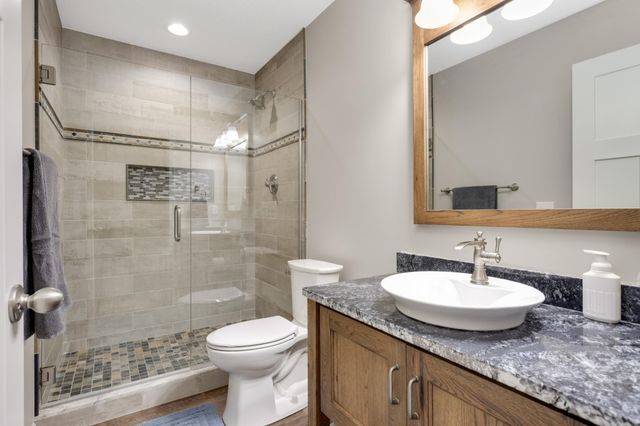 18994 Huxley Avenue, Lakeville, MN 55044