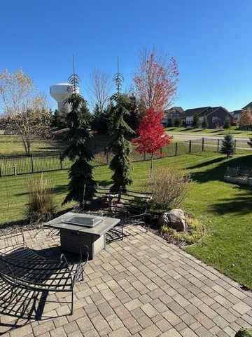 18994 Huxley Avenue, Lakeville, MN 55044