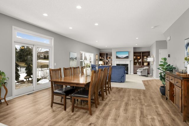 18994 Huxley Avenue, Lakeville, MN 55044