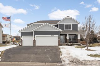 18994 Huxley Avenue, Lakeville, MN 55044