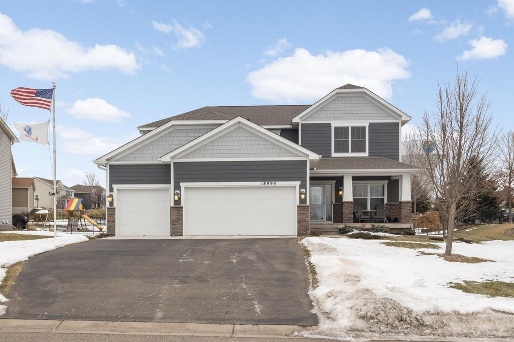 18994 Huxley Avenue, Lakeville, MN 55044
