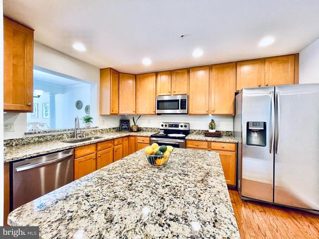 1208 CARLI CT, Catonsville, MD 21228