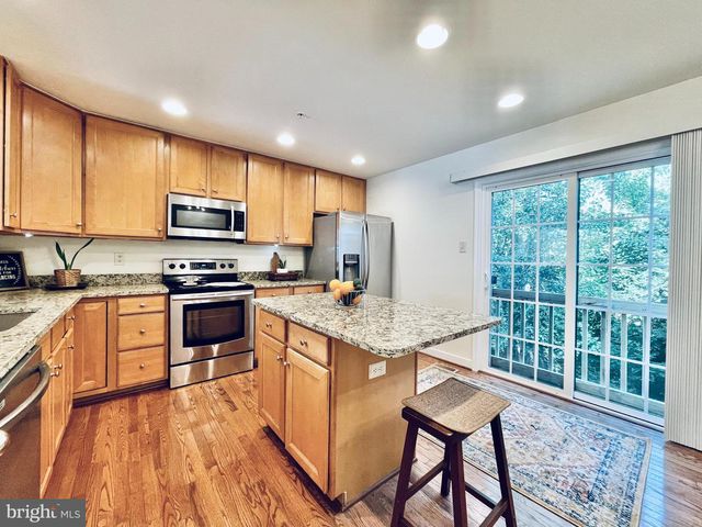 1208 CARLI CT, Catonsville, MD 21228