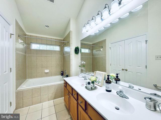 1208 CARLI CT, Catonsville, MD 21228