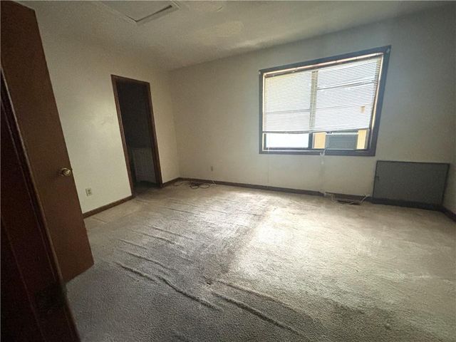 906 Silverwood Drive, Atlanta, GA 30349