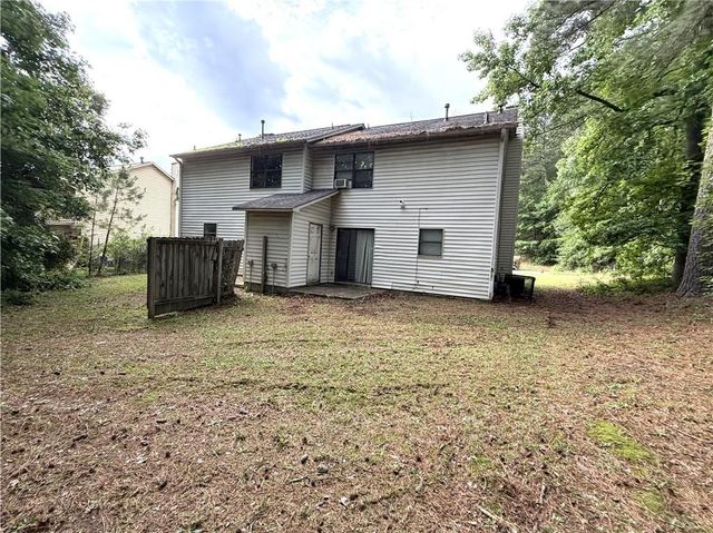 906 Silverwood Drive, Atlanta, GA 30349