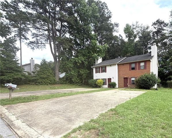 906 Silverwood Drive, Atlanta, GA 30349