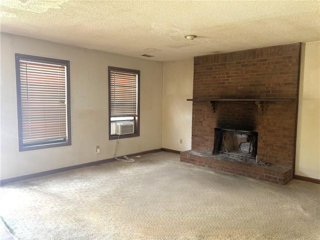 906 Silverwood Drive, Atlanta, GA 30349