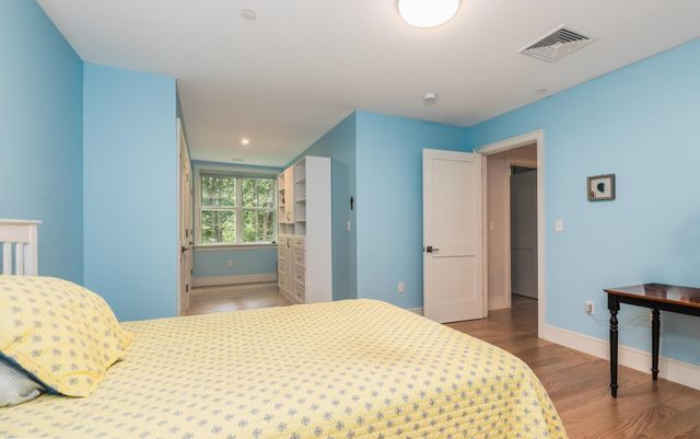24 Willey Creek Rd Unit 105, Exeter, NH 03833