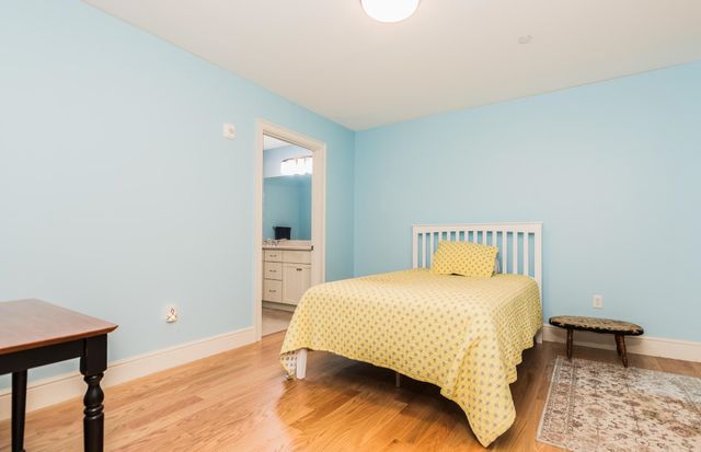 24 Willey Creek Rd Unit 105, Exeter, NH 03833