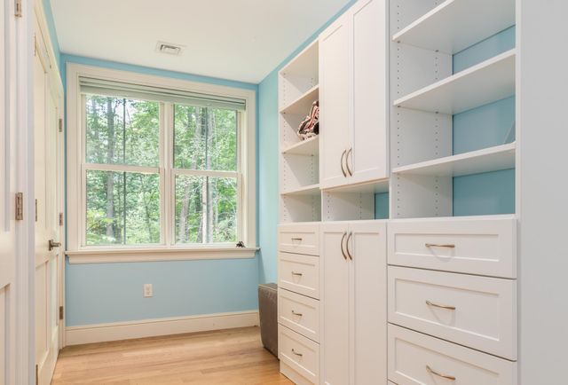 24 Willey Creek Rd Unit 105, Exeter, NH 03833