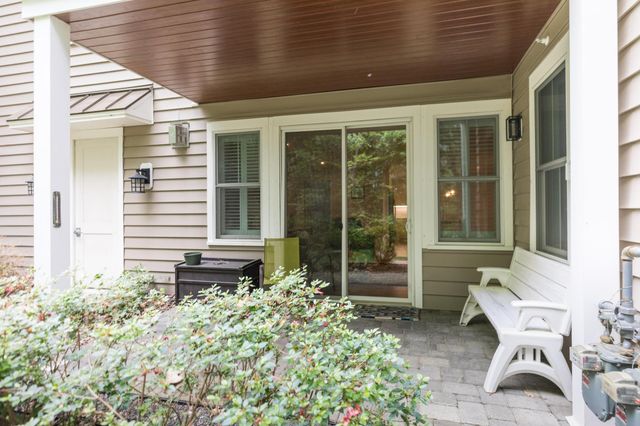 24 Willey Creek Rd Unit 105, Exeter, NH 03833