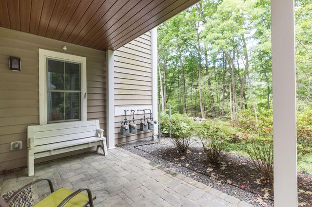 24 Willey Creek Rd Unit 105, Exeter, NH 03833
