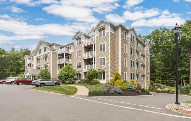 24 Willey Creek Rd Unit 105, Exeter, NH 03833