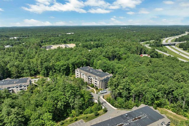 24 Willey Creek Rd Unit 105, Exeter, NH 03833