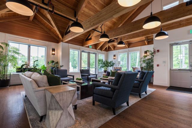 24 Willey Creek Rd Unit 105, Exeter, NH 03833