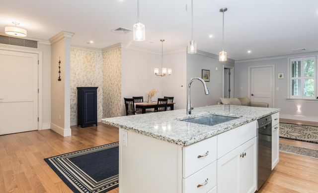 24 Willey Creek Rd Unit 105, Exeter, NH 03833