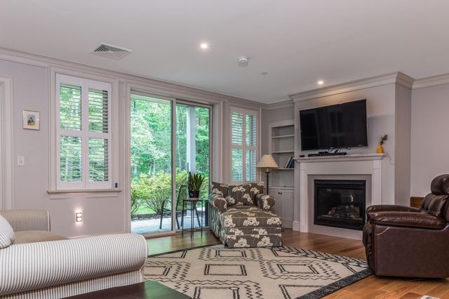 24 Willey Creek Rd Unit 105, Exeter, NH 03833