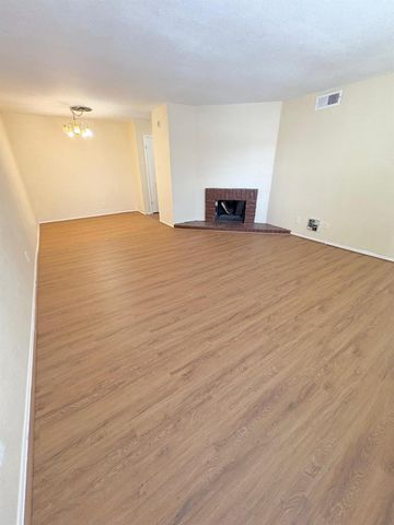 6200 W Tidwell Road 606, Houston, TX 77092