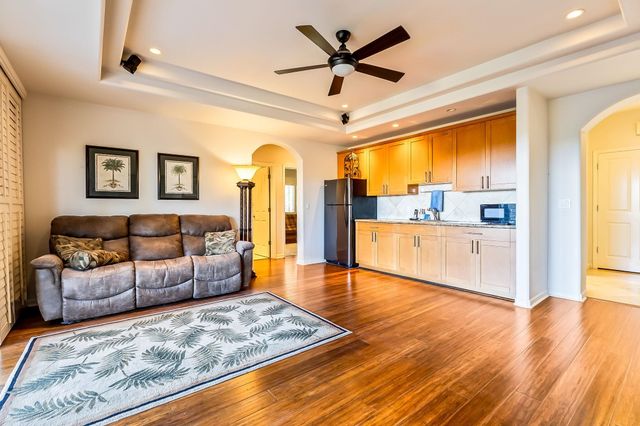 302 Kahana Ridge Dr, Lahaina, HI 96761