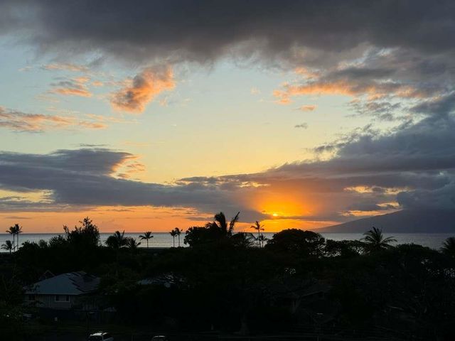 302 Kahana Ridge Dr, Lahaina, HI 96761