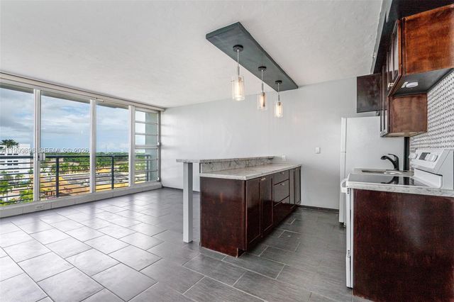 1720 Harrison Street 9F, Hollywood, FL 33020