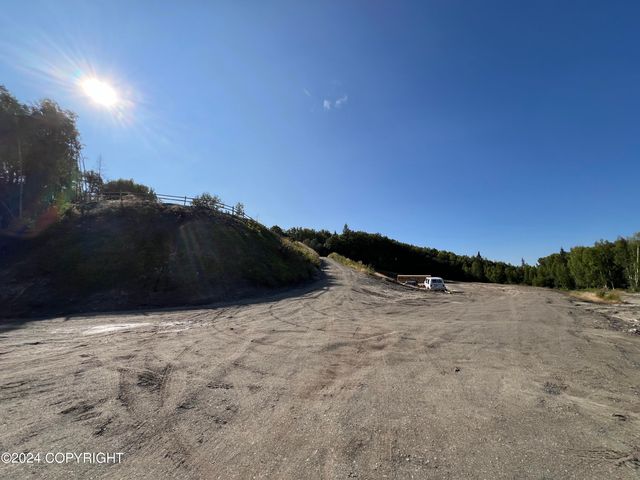 16613 N Woodward Circle, Willow, AK 99688