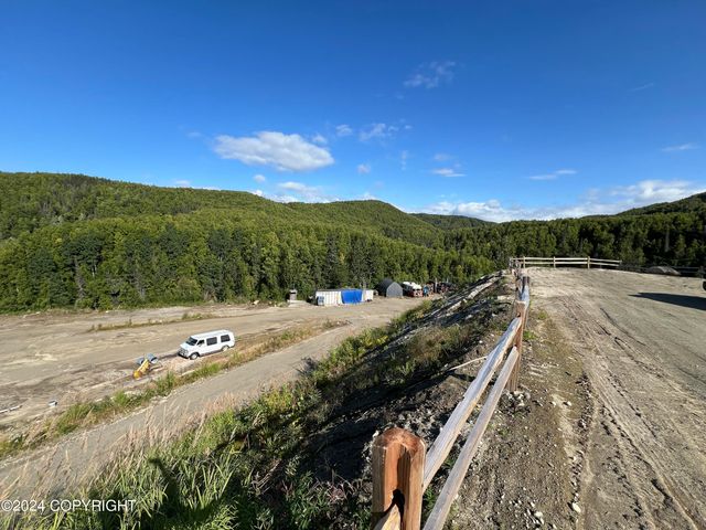 16613 N Woodward Circle, Willow, AK 99688