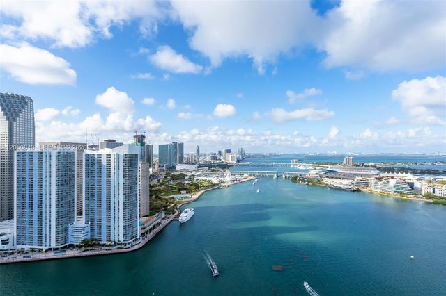 848 Brickell Key Drive LPH4401, Miami, FL 33131