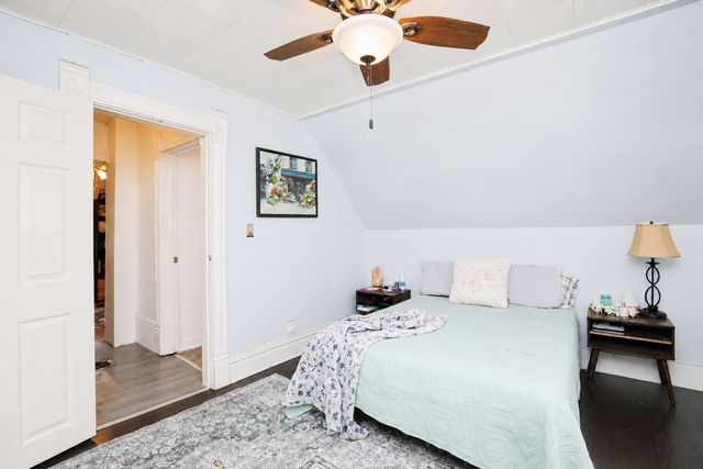 2115 E 13th Street, Des Moines, IA 50316
