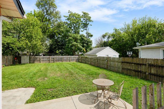 2115 E 13th Street, Des Moines, IA 50316