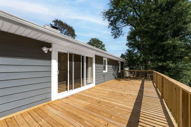 2909 Crestview Avenue, Kalamazoo, MI 49006