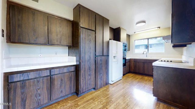 420 S Madison Avenue 112, Pasadena, CA 91101