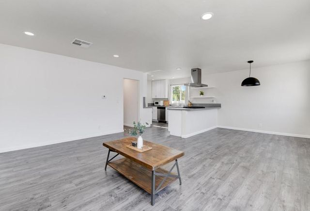 611 San Juhn Street, Spring Valley, CA 91977