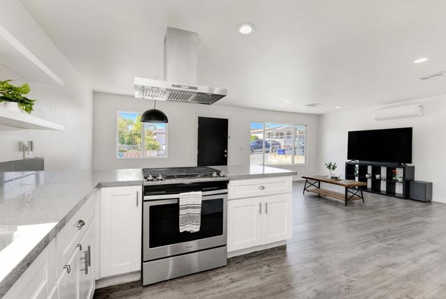 611 San Juhn Street, Spring Valley, CA 91977