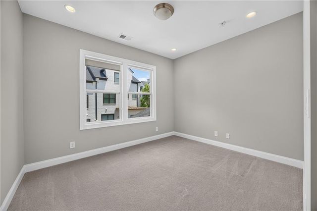 124 W Wieuca Road NE, Sandy Springs, GA 30342