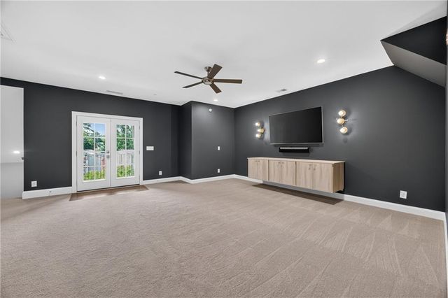 124 W Wieuca Road NE, Sandy Springs, GA 30342