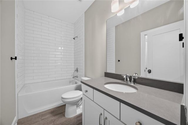 124 W Wieuca Road NE, Sandy Springs, GA 30342