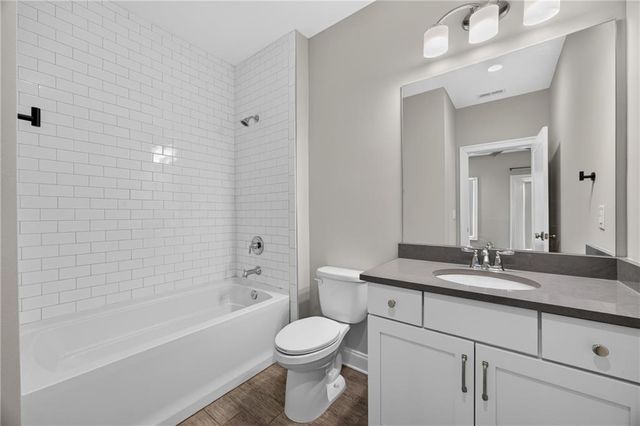 124 W Wieuca Road NE, Sandy Springs, GA 30342