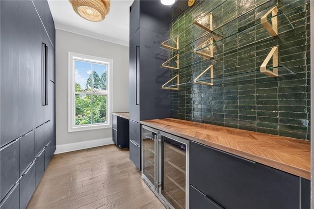 124 W Wieuca Road NE, Sandy Springs, GA 30342