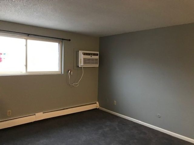 135 Creek Street 9, Wrentham, MA 02093