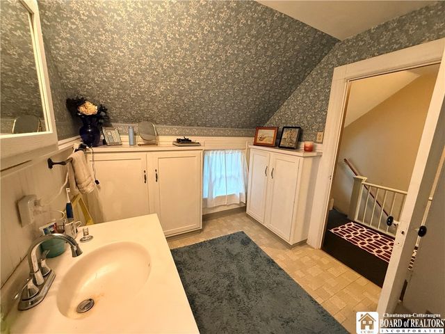 75 Sturges Street, Jamestown, NY 14701