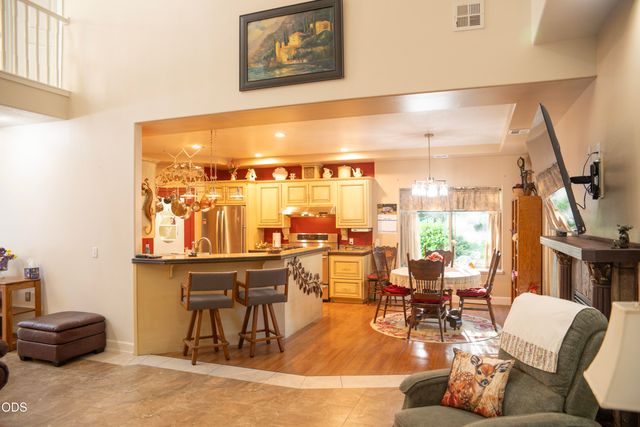 347 Peckerwood Lane, Grants Pass, OR 97527