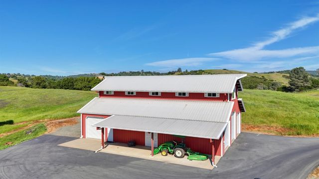 11015 Vintage Rd, Ione, CA 95640