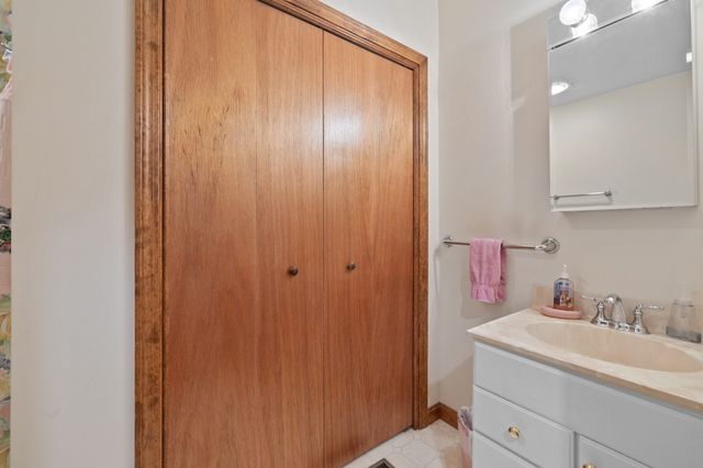 2 Tick Tock Way, East Bridgewater, MA 02333