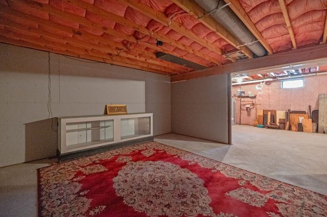 2 Tick Tock Way, East Bridgewater, MA 02333