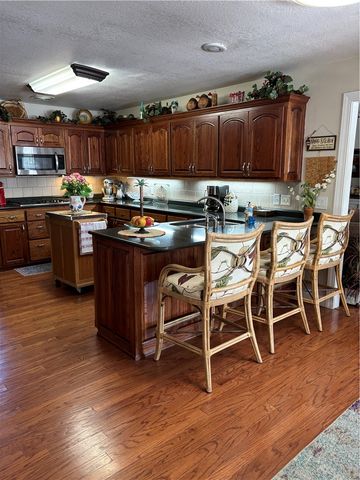 330 Treaty Line, Russellville, AR 72802